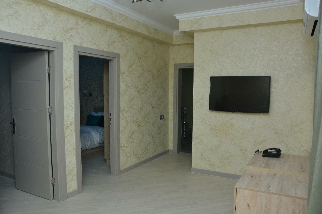 Global Hotel Baku Kültér fotó