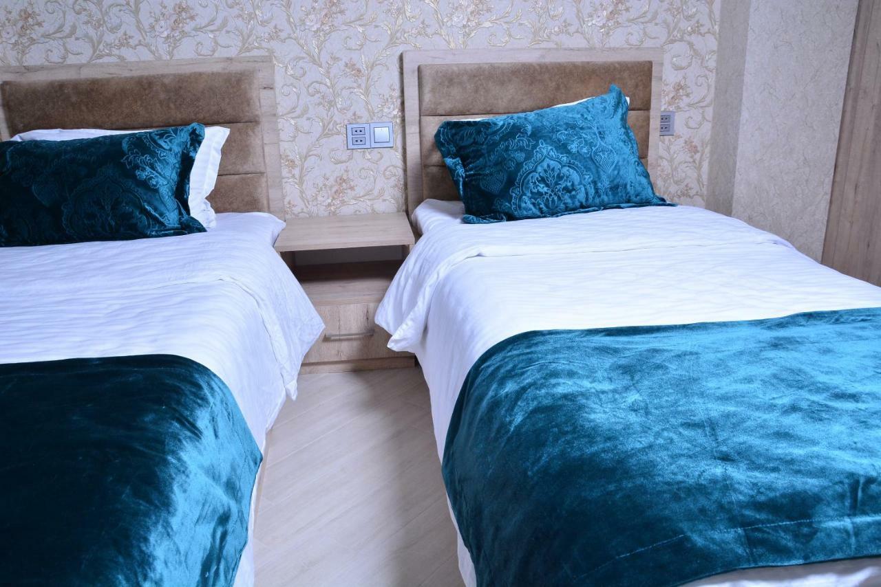 Global Hotel Baku Kültér fotó